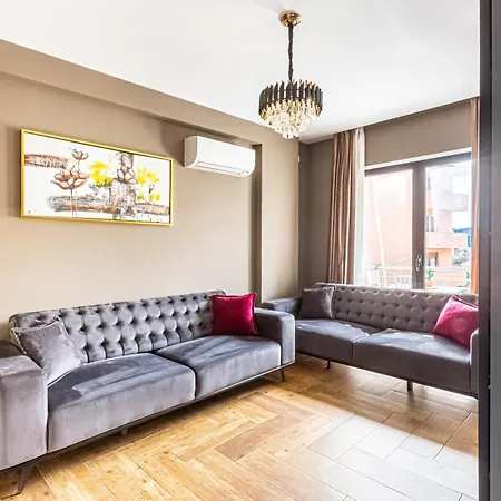 Brownie Luxury 2 With Balcony Full Kitchen 3 Min To